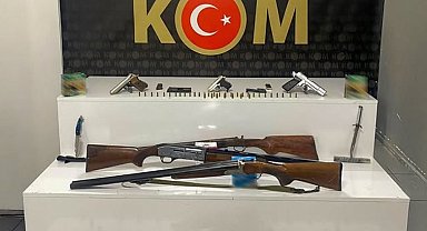 Isparta'da yasa dışı silah ve mühimmat ele geçirdi