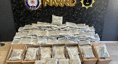 İstanbul'da 'matbaa' görünümlü uyuşturucu deposuna operasyon: 6 gözaltı