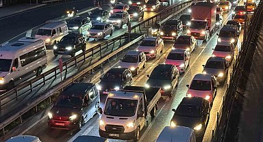 İstanbul'da ara tatil öncesi trafik yoğunluğu yüzde 85'e ulaştı
