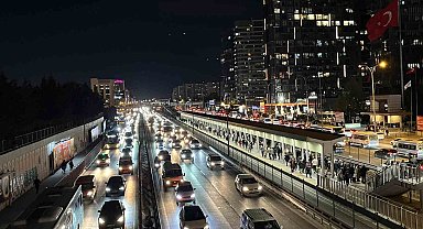 İstanbul'da trafik yoğunluğu yüzde 80'e ulaştı
