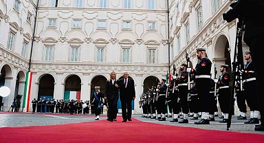 İtalya Başbakanı Meloni, Roma'da Filistin Devlet Başkanı Abbas ile görüştü