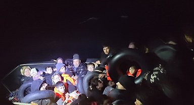 İzmir açıklarında 14 göçmen kurtarıldı, 35 göçmen yakalandı