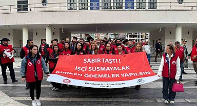 İzmir Büyükşehir önünde işçilerden oturma eylemi