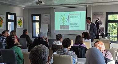 İzmir Efes'te Üretici Pazarı'nda geri dönüşüm haftası