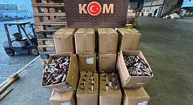 İzmir'de 15 milyon liralık kaçakçılık operasyonu: 7 tutuklama