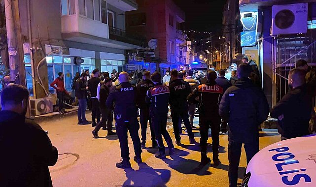 İzmir'de silahlı saldırı: 1 ölü, 3 yaralı