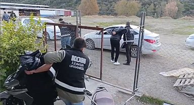 İzmir'de suç örgütüne operasyon: 14 gözaltı