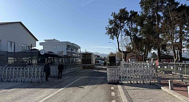 İznik Papa 14. Leo'yu bekliyor