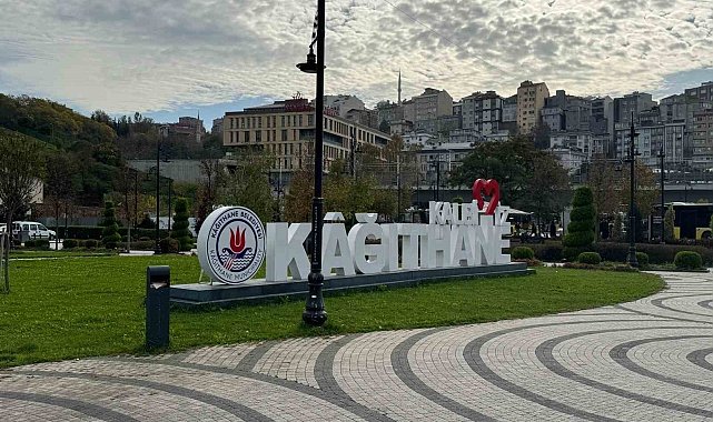 Kağıthane'de 100 bin metrekarelik meydanlarla şehir yaşamı canlandı