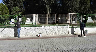 Karacabey'de mezarlıklara özenli bakım