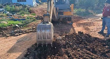 Karacasu'da belediyenin çalışmaları sürüyor