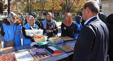 Karaman'da Gazze yararına hayır çarşısı düzenlendi