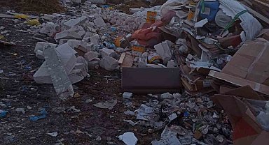 Karamusul Göleti'ne atık döküldü