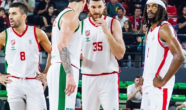 Karşıyaka basketbolda çöktü