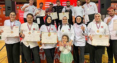 Kastamonu Üniversitesi öğrencileri, GastroAntalya'dan madalyalarla döndü