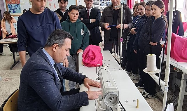 Kaymakam Dalak öğrencilerle dikiş dikip çapa yaptı