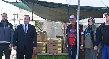 Kaymakam Ünal'dan çiftçilere sertifikalı tohum desteği
