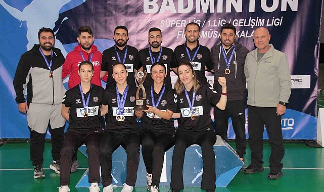 Kayseri Badminton Spor Kulübü namağlup şampiyon