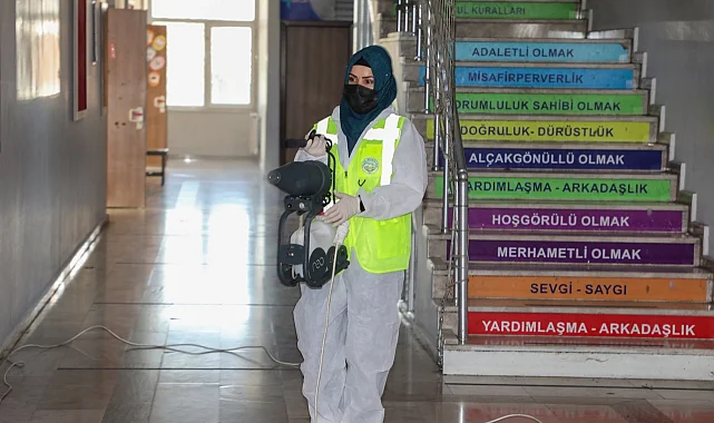 Kayseri Talas'ta okullarda 'ara tatil' temizliği
