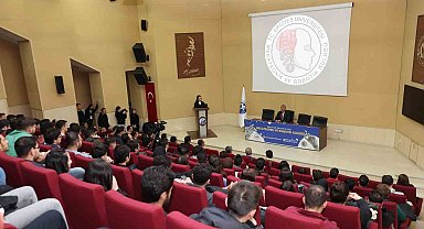 KAYSO Başkanı Büyüksimitci, ERÜ öğrencileri ile buluştu