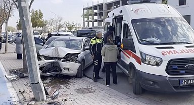 Kaza yapan sürücü telefonda "ben ne yapacağım" dedi, şok geçirdi