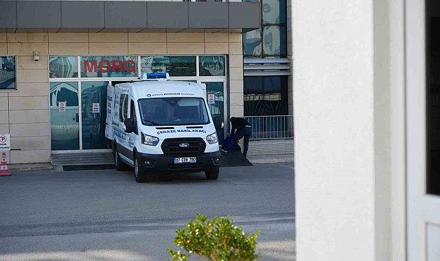 Kazada yaşamını yitiren genç kızın cenazesi gözyaşlarıyla alındı