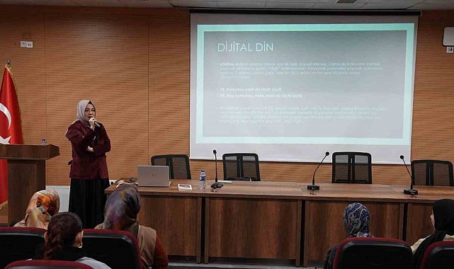KBÜ'de dini içeriklerin sosyal medyada dönüşümü masaya yatırıldı