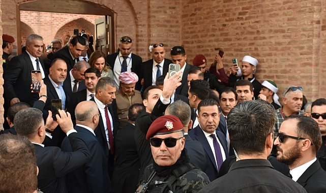 KDP lideri Mesut Barzani, Cizre'de tarihi mekanları gezdi
