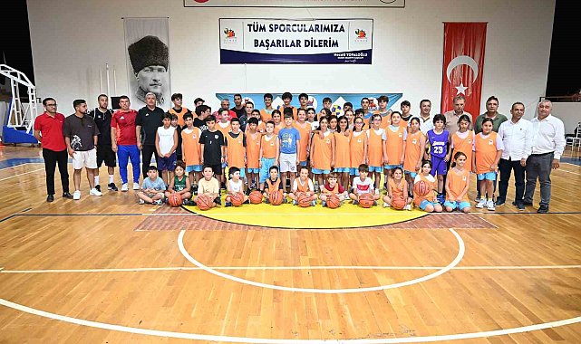 Kemer Belediyesi çocukları ve gençleri sporla buluşturmaya devam ediyor