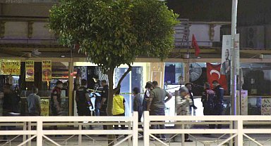 Kendisinden para isteyen akrabasını vurdu