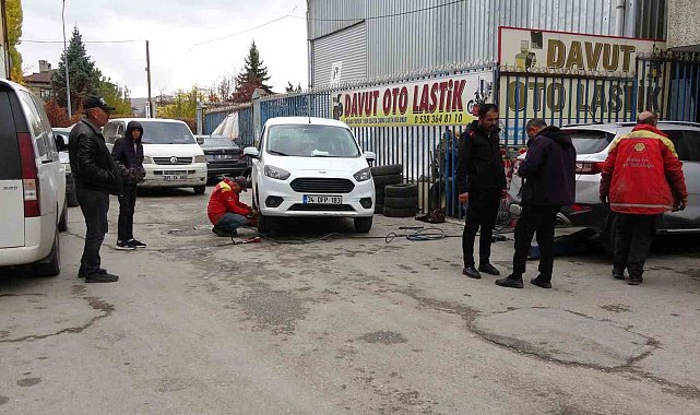 Kış lastiği uygulaması başladı: Lastikçilerde yoğunluk arttı