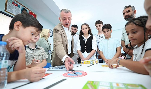 Kocaeli'de 30 bin öğrenciye 392 milyon liralık eğitim desteği