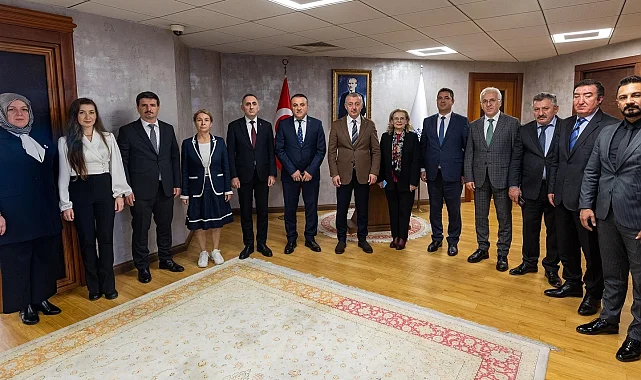 Kocaeli'de Başkan Büyükakın'a eğitime destek teşekkürü