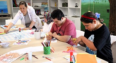 Kocaeli'de sanatla özgüven 'Gonca' ile kazanılıyor