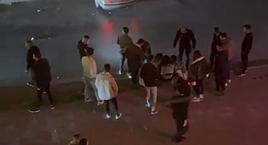Kontrolünden çıkan otomobil direğe çarptı: 4 yaralı