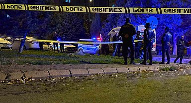 Konuşmak için çağırdığı eşini sokak ortasında öldürdü