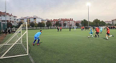 Konya Karatay'da birimler futbolda buluştu