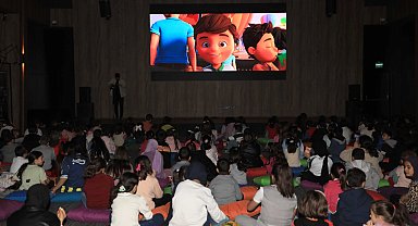 Konya Karatay'da sinema gösterimlerine yoğun ilgi