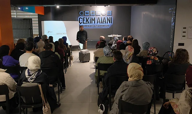 Konya'da 'Mekân, Hafıza ve Kadınlar Pazarı' kitap galası