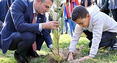 Kulu ve Karapınar'da fidanlar toprakla buluştu