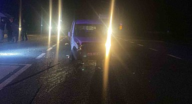 Kulu'da otomobil ile hafif ticari araç çarpıştı: 5 yaralı