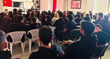 Kütahya İl Emniyet Müdürlüğü'nden öğrencilere siber güvenlik semineri