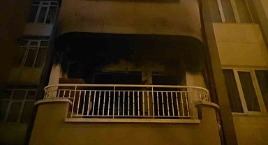 Kütahya'da apartman yangını: 1 kişi hayatını kaybetti, 2 kişi yaralandı