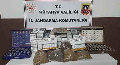 Kütahya'da kaçak tütün operasyonu