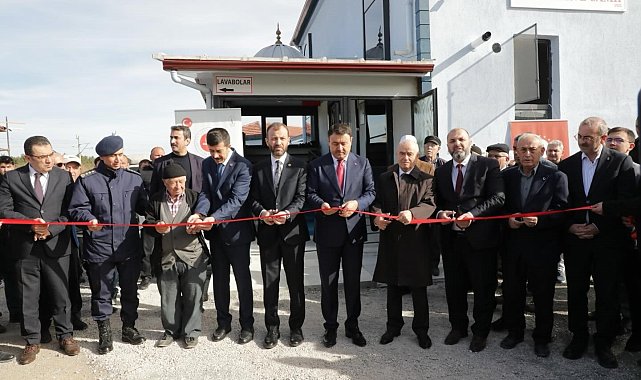 Kütahya'da yapımı tamamlanan Sefa Merve Camii ibadete açıldı