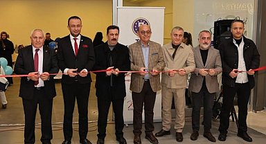 Kütahya'da yöresel lezzetler ve el sanatları görücüye çıktı