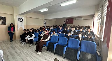 Liselilere akran zorbalığı semineri