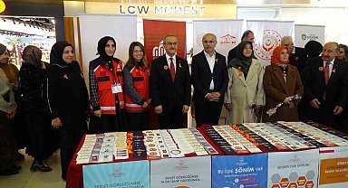 Malatya Park AVM'de kadına yönelik şiddetle mücadele günü etkinliği