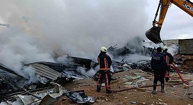 Malatya'da inşaat işçilerinin kaldığı şantiyede yangın