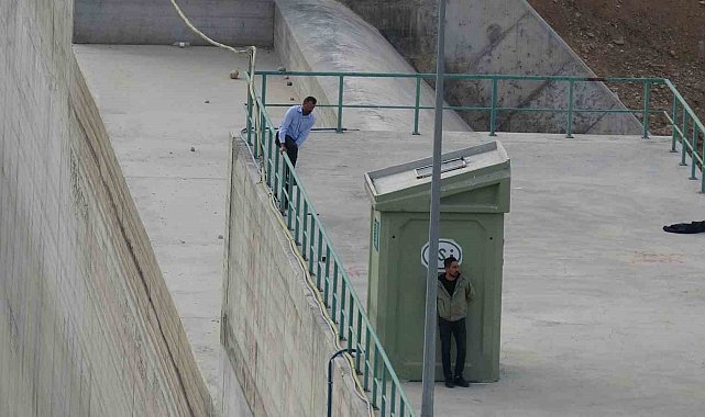 Malatya'da intihar girişimini polis engelledi